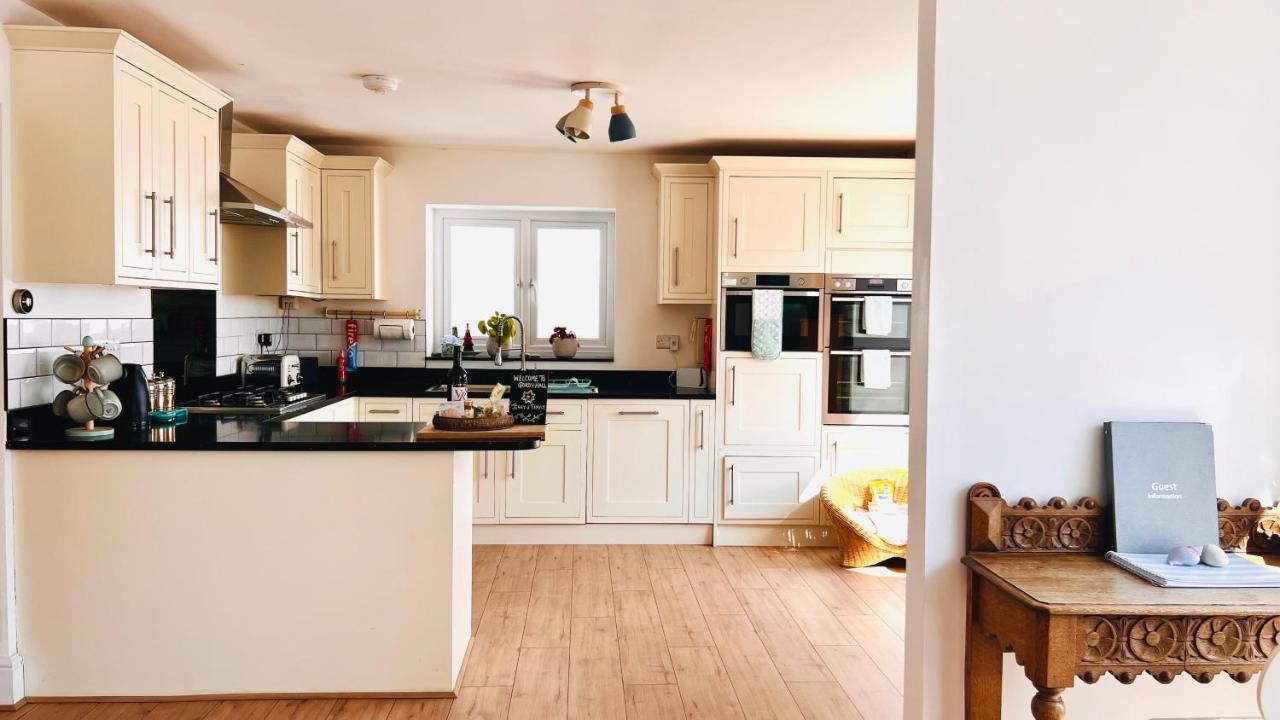 Gordy Hall -Sea Facing Welsh Cottage With Stunning Views Pendine Eksteriør bilde